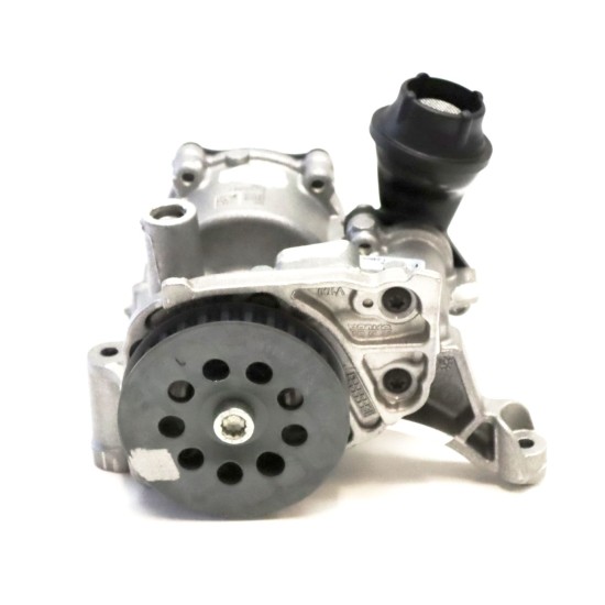 Vacuum / Oil Pump for Audi A4, A5, A6, Q5 2.0 TDi - 04L145208J